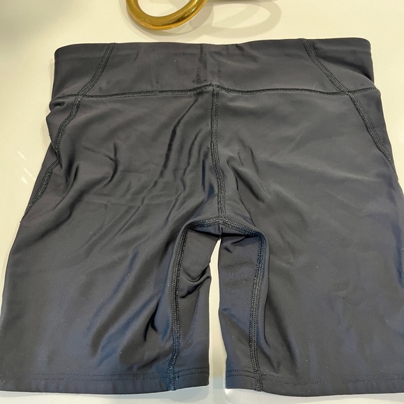 (2/$50) Under Armour Black Athletic Shorts - Picture 2 of 6